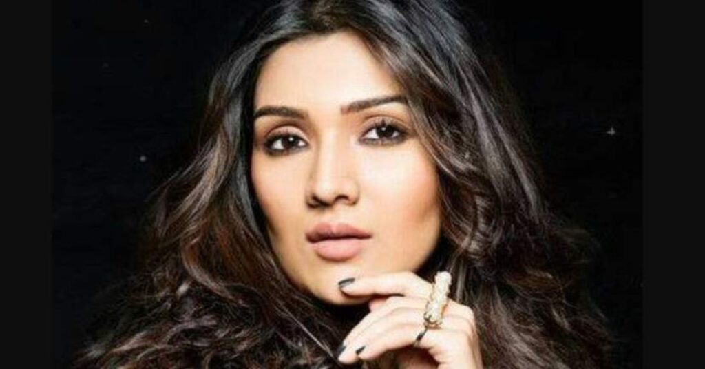 Tina Ahuja Age & Personal Details
