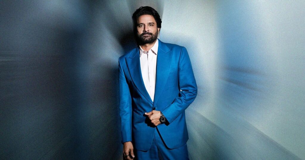 Social Media Presence and Public Influence