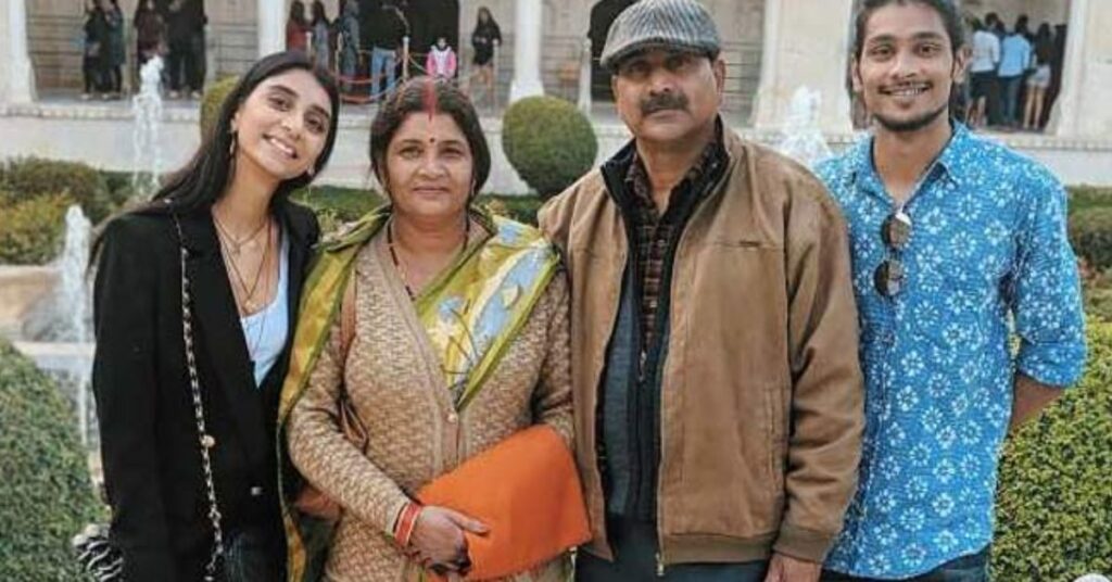 dolly singh Family & Relationships