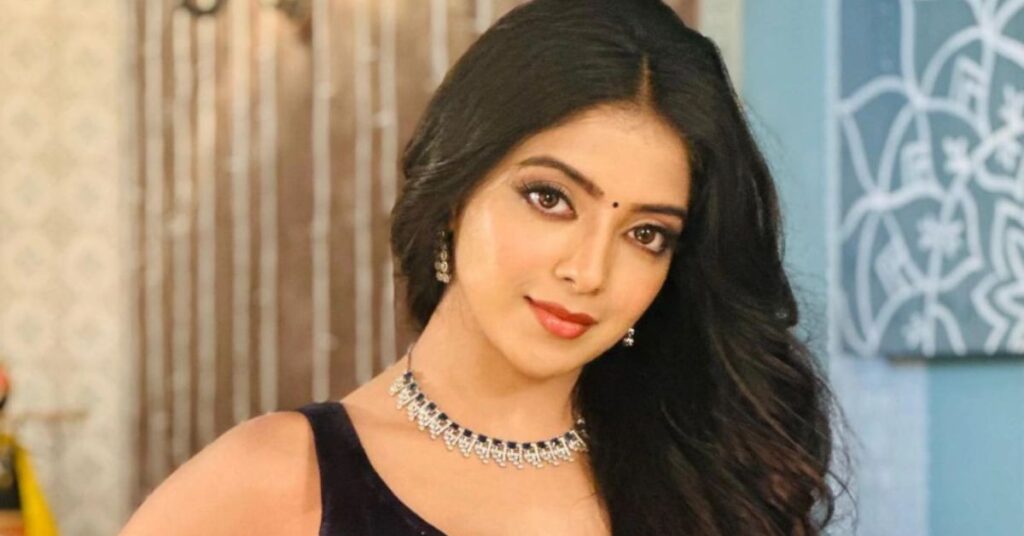 Khushi Dubey Net Worth & Income Sources