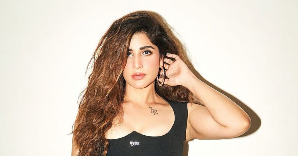 saloni batra Early Life, Childhood & Family Background