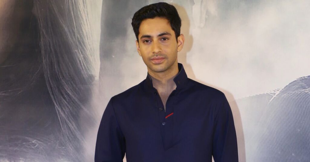 agastya nanda Physical Appearance