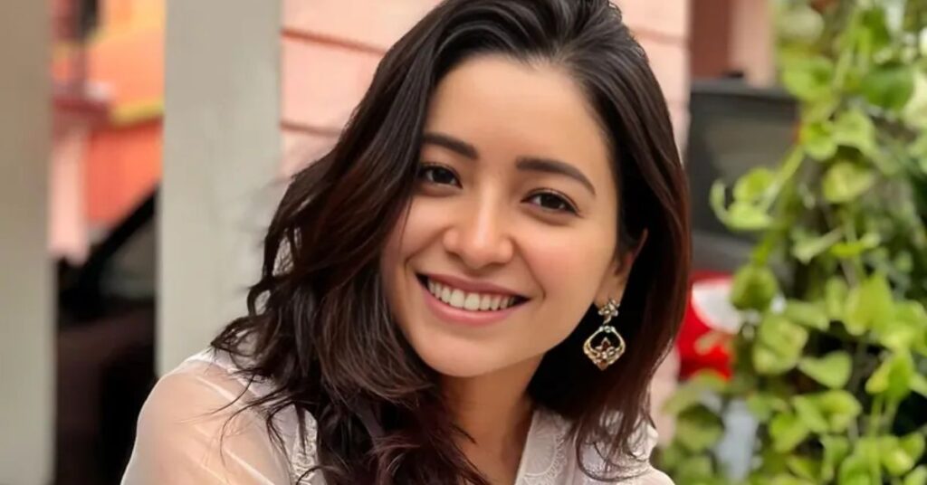 asha negi Net Worth 2026
